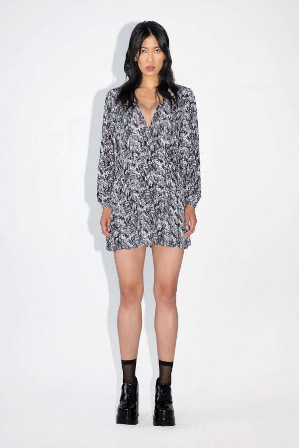 SHORT TIERED WRAP DRESS