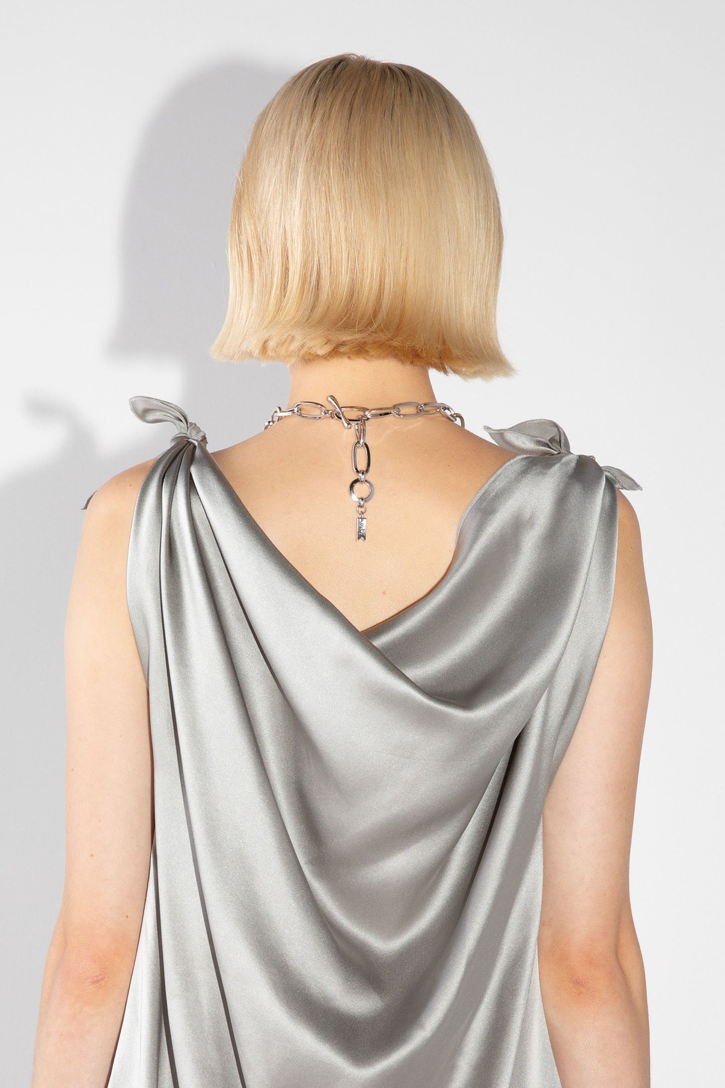 SELF TIE SCARF BLOUSE