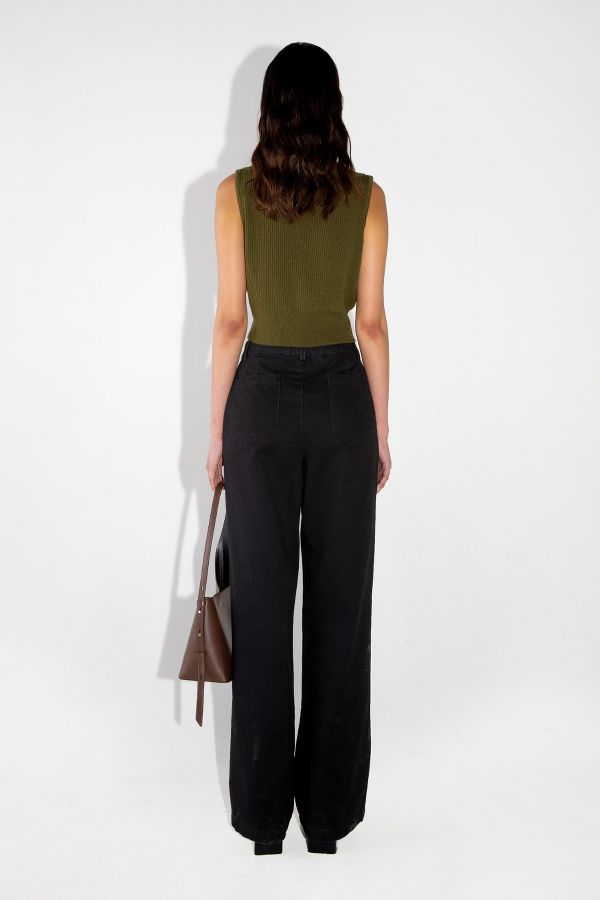 Sleeveless Sweater