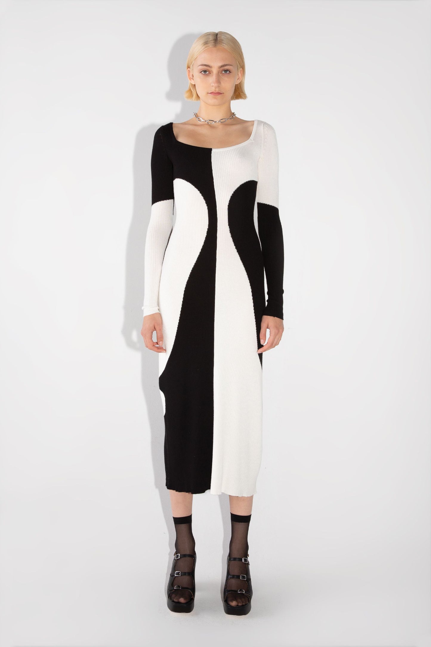 SQUARE NECK LONG SLEEVE DRESS